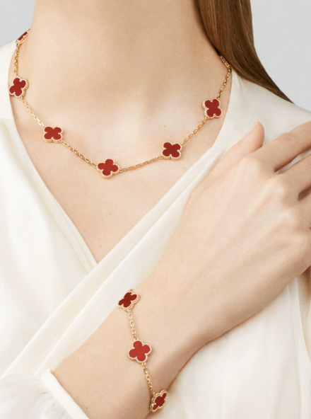 KIT 2 EN 1 VAN CLEEF RODINADO – COLLAR + PULSERA TRÉBOL
