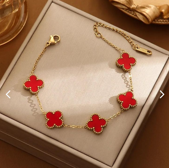 KIT 2 EN 1 VAN CLEEF RODINADO – COLLAR + PULSERA TRÉBOL