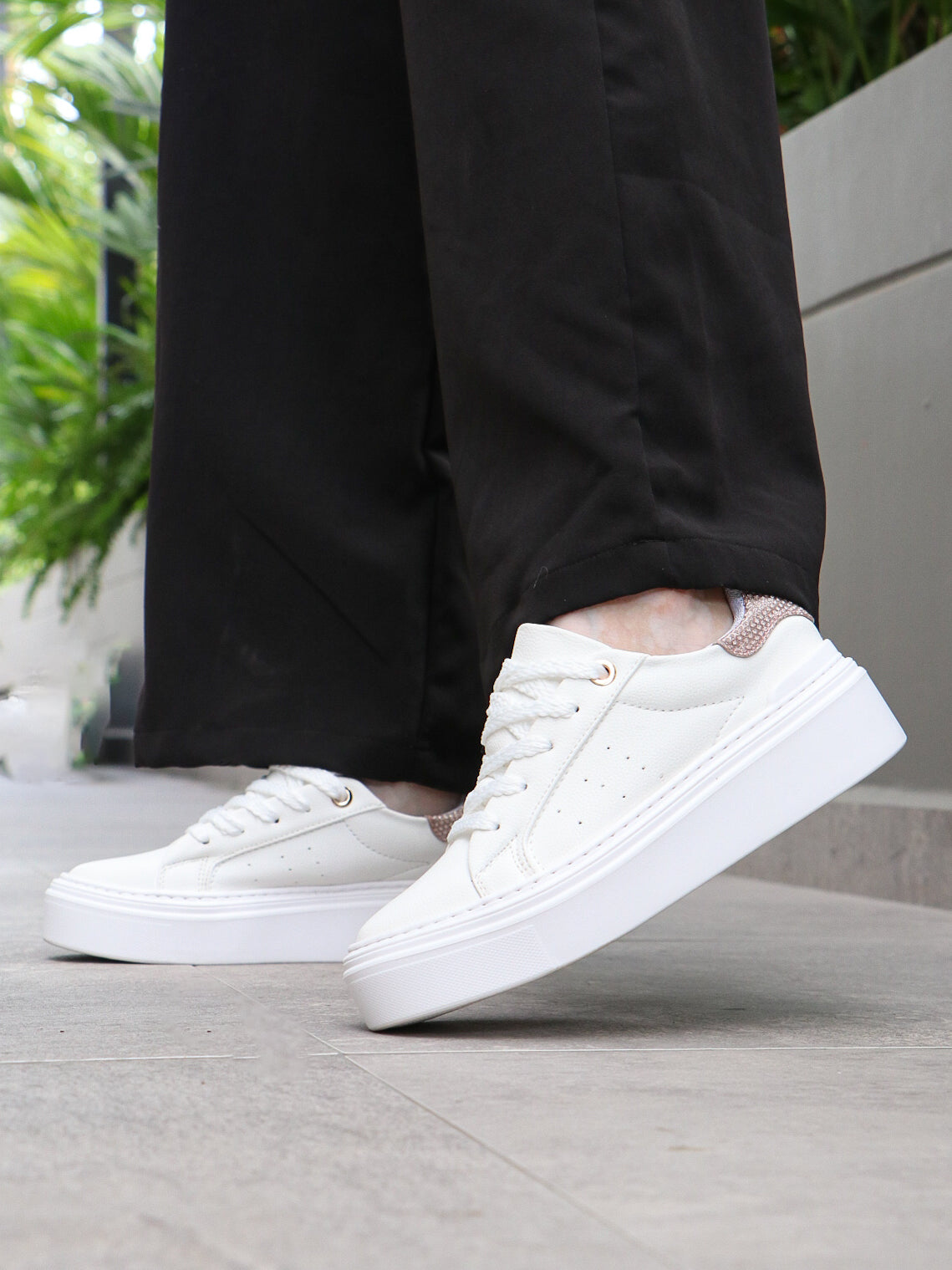 TENIS AUTHENTIC PRO – ÚLTIMAS UNIDADES: 30% OFF + ENVÍO GRATIS 👟✨