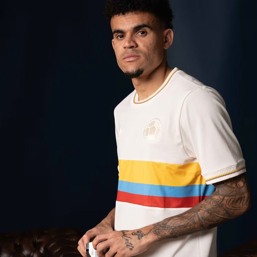 🏆 PROMOCIÓN CENTENARIO: SET 2 UNIDADES - CAMISETA CENTENARIA DE LA SELECCIÓN COLOMBIA 💛💙❤️ + ENVÍO GRATIS (EDICIÓN ESPECIAL)