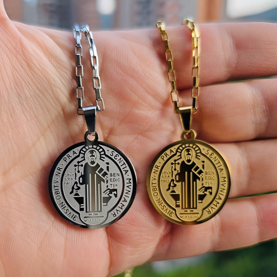 ✨ COLLAR MEDALLA DE SAN BENITO - ENVÍO GRATIS ✨